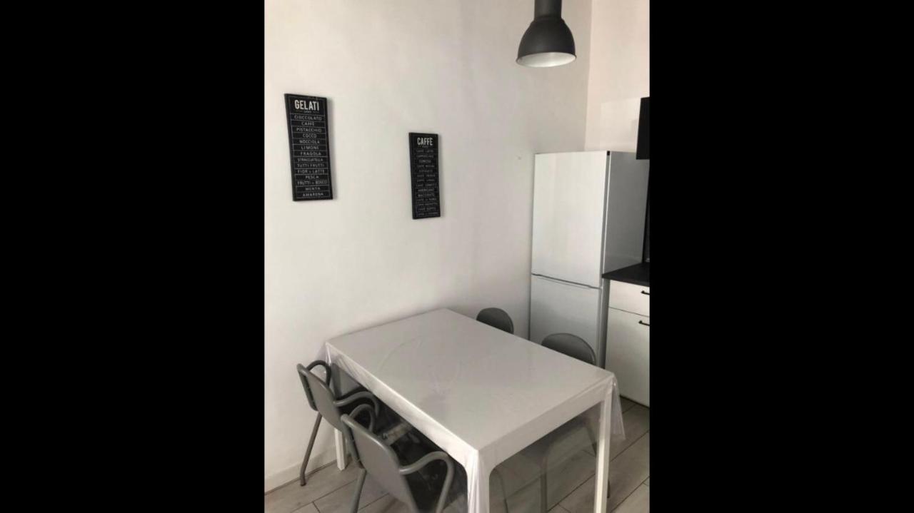 Suite &House Napoli Esterno foto